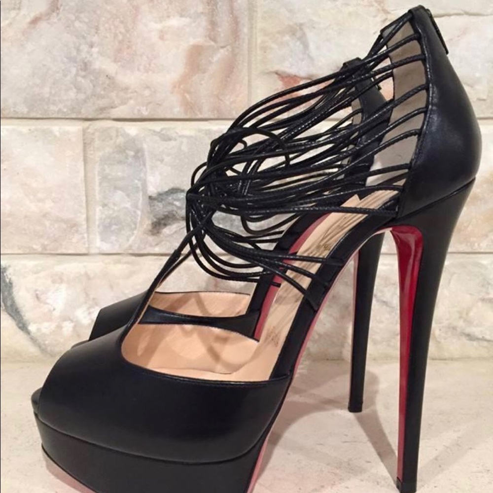 ⚡️Sale⚡️ FIRM PRICE  Christian Louboutin 👠